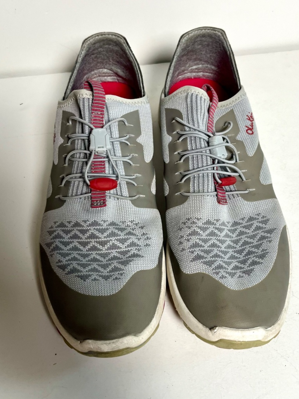 OluKai Women's Miki Trainer Pale Grey/Poi Slip-On Sneaker Sz 10/41 Lightweight